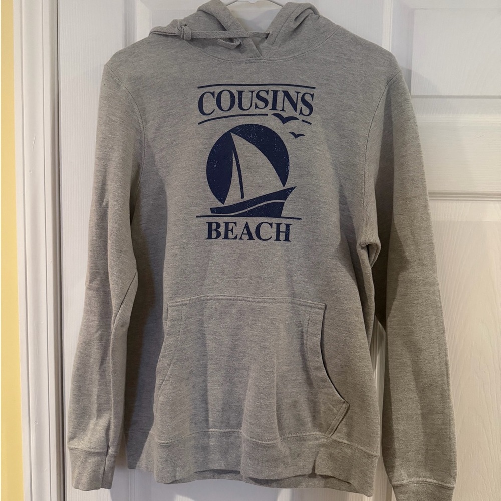 THE SUMMER I TURNED PRETTY Gray Pullover Hoodie